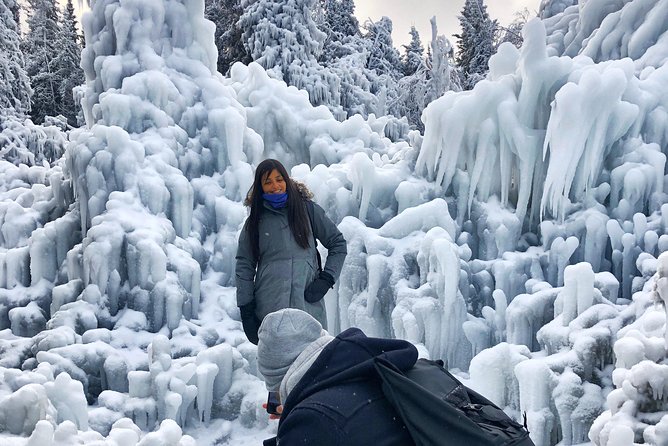 Bruce Peninsula Winter Hike - Personalized Small-Group Experience