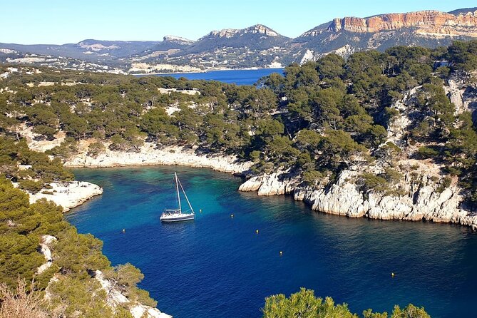 Cassis Hike: Port-Miou, Port-Pin, En-Vau - Parking and Directions