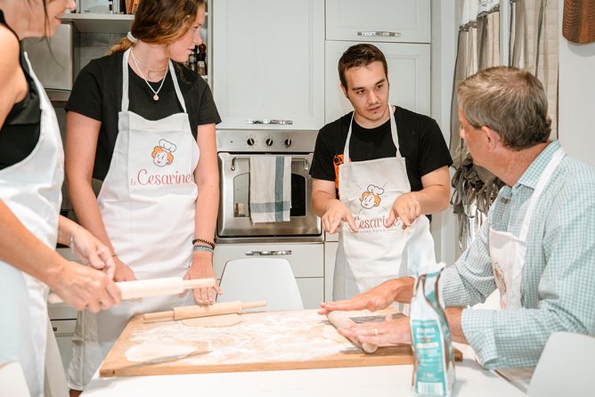 Cesarine: Small Group Pasta and Tiramisu Class in Catania - Meeting Point Details