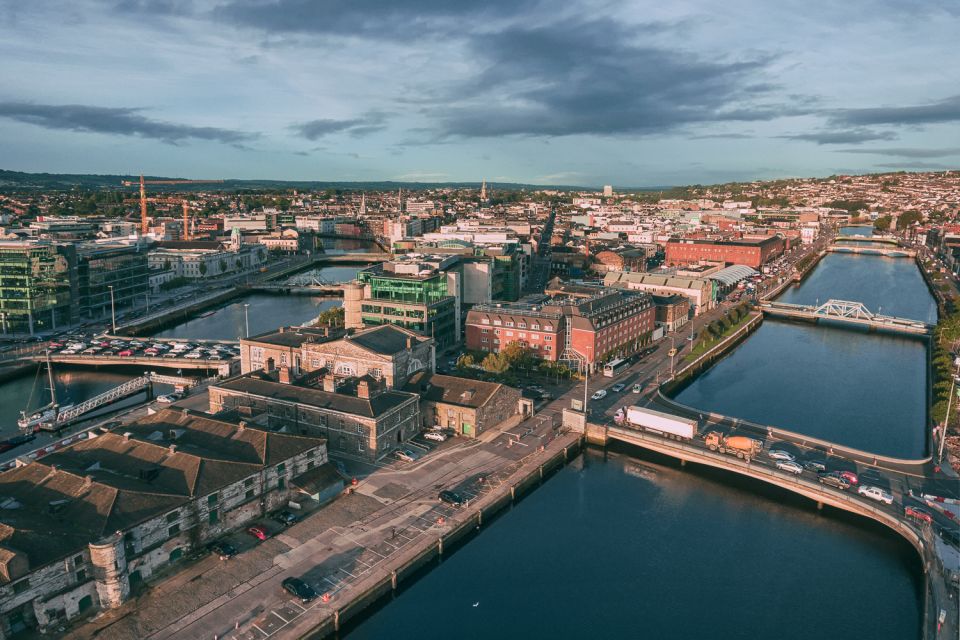 Cork Highlights: A Self-Guided Audio Tour - Starting Point and Nearby Amenities