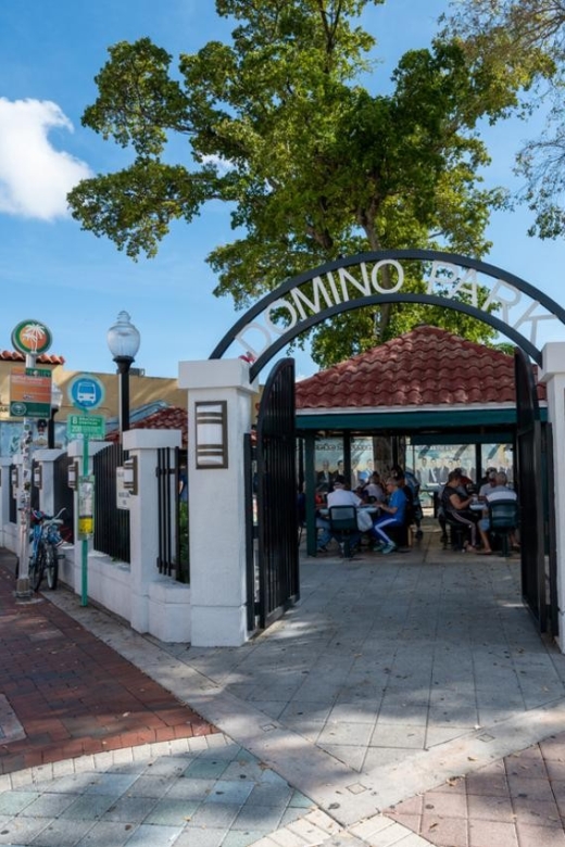 Cuban Heritage:2-Hour Private Walking Tour of Little Havana - The Bay of Pigs Monument