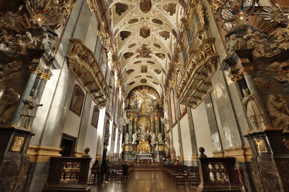 Czestochowa: Jasna Góra Monastery Full-Day Tour From Krakow - Customer Feedback and Ratings