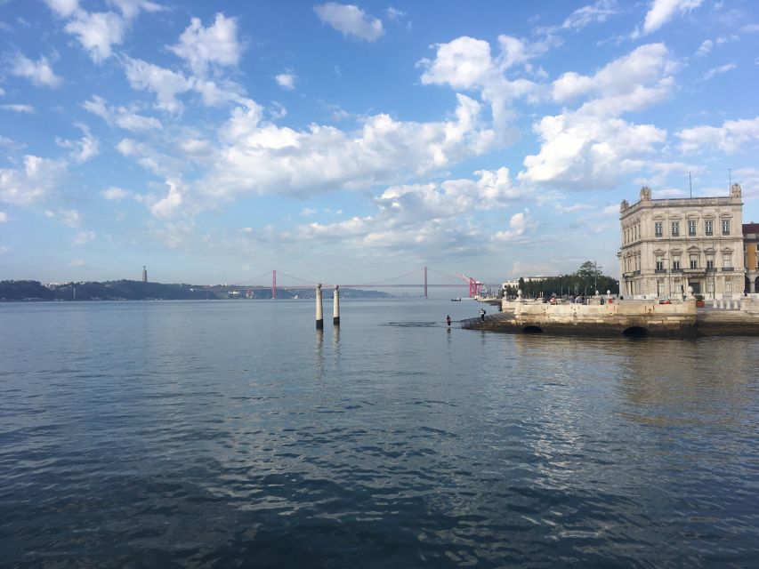 E- Bike Tour From the Heart of Lisbon to the Tower of Belém - Important Meeting Point