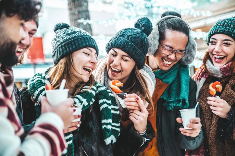 Festive Christmas Walking Tour in St. Gilgen - Breathe in Crisp Winter Air