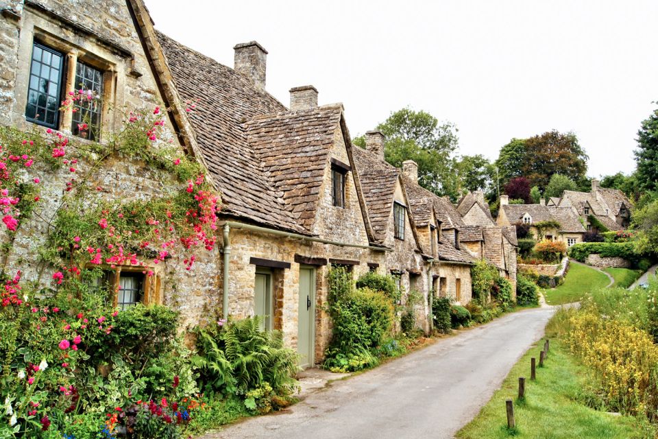 From London: Oxford and Cotswolds Villages Day Trip - Meeting Point