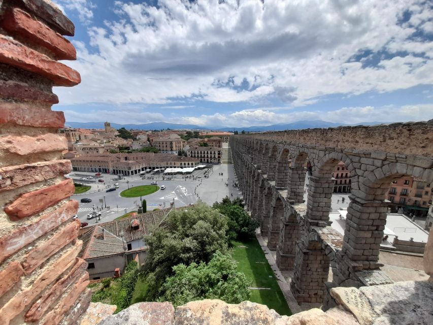 From Madrid: Full Day Tour to Avila and Segovia With Alcazar - Cancellation Policy