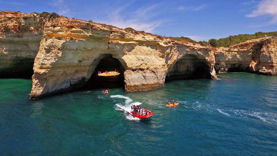 From Portimao: Private Boat Tour to Benagil Cave - Meeting Point