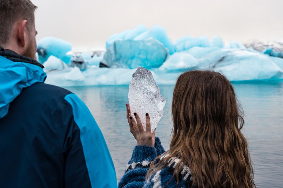 From Reykjavik: Jökulsárlón Glacier Lagoon and Diamond Beach - Diamond Beach Visit