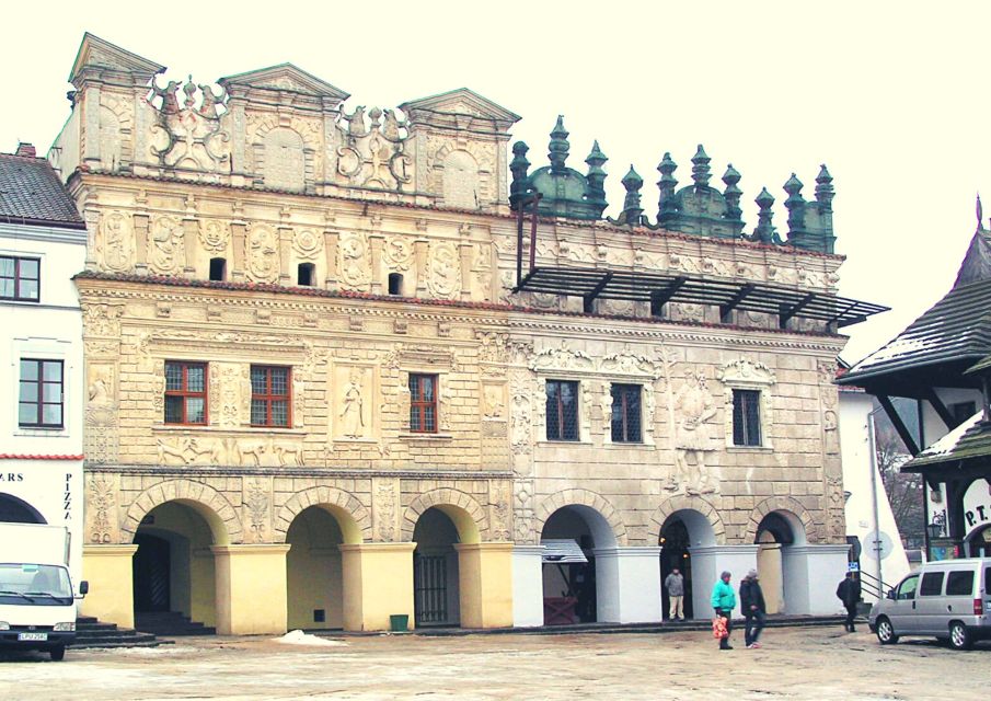 From Warsaw: Kazimierz Dolny Day Tour With Lunch - Architectural Highlights