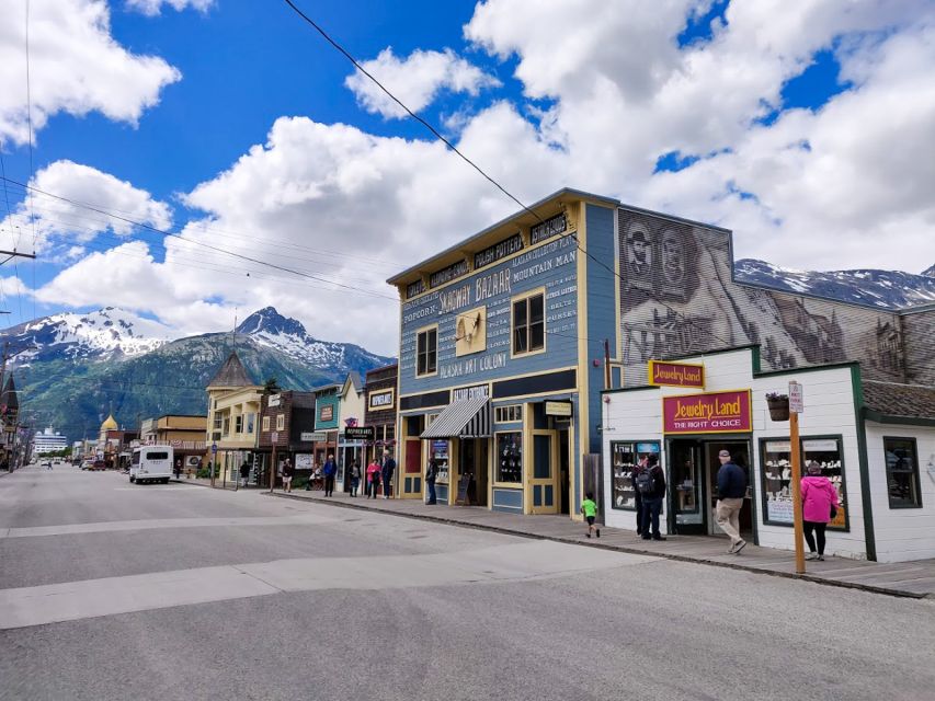 From Whitehorse: Skagway Day-Trip - South Klondike Highway Journey