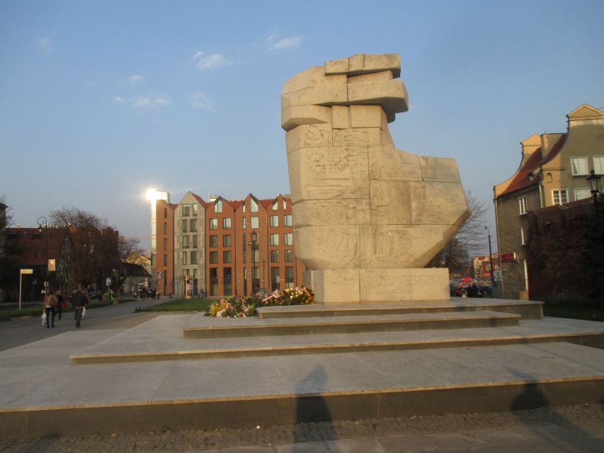 Gdansk Private WWII Tour With Museum of the Second World War - WWII Destruction and Polish Resistance