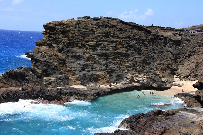 Grand Tour Around Island 16 Locations Plus Snorkeling - Iconic Oahu Locations