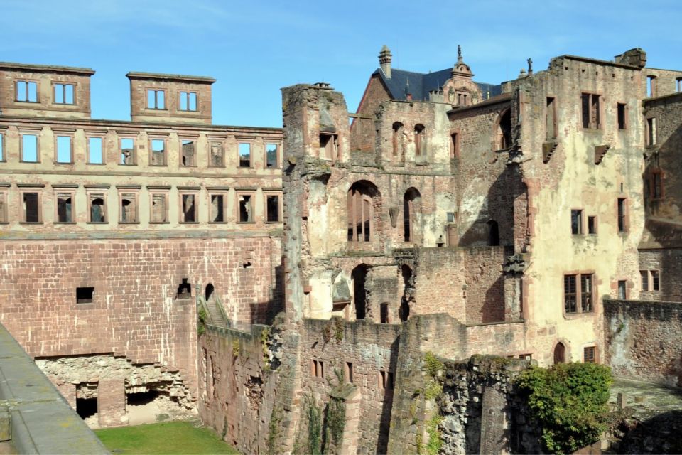 Heidelberg Highlights Self-Guided Scavenger Hunt & City Tour - Navigating Universitätsplatz and Jesuitenkirche