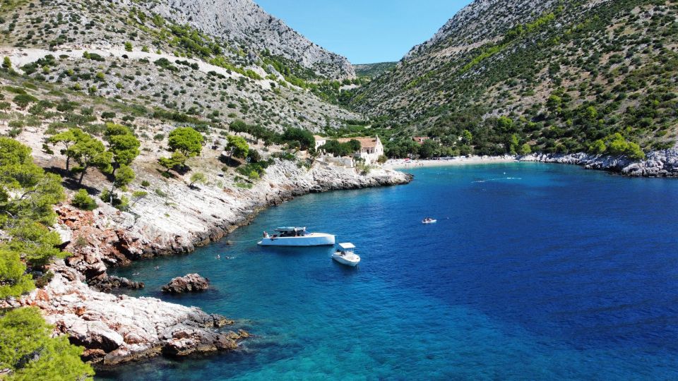 Hvar: South Shore & Pakleni Islands Private Speedboat Tour - Exploring the Pakleni Islands