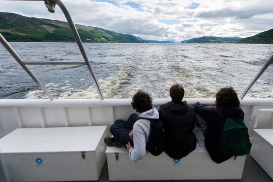 Inverness: Loch Ness Experience 1-Day Tour - Capture Loch Ness Views at Dores Beach