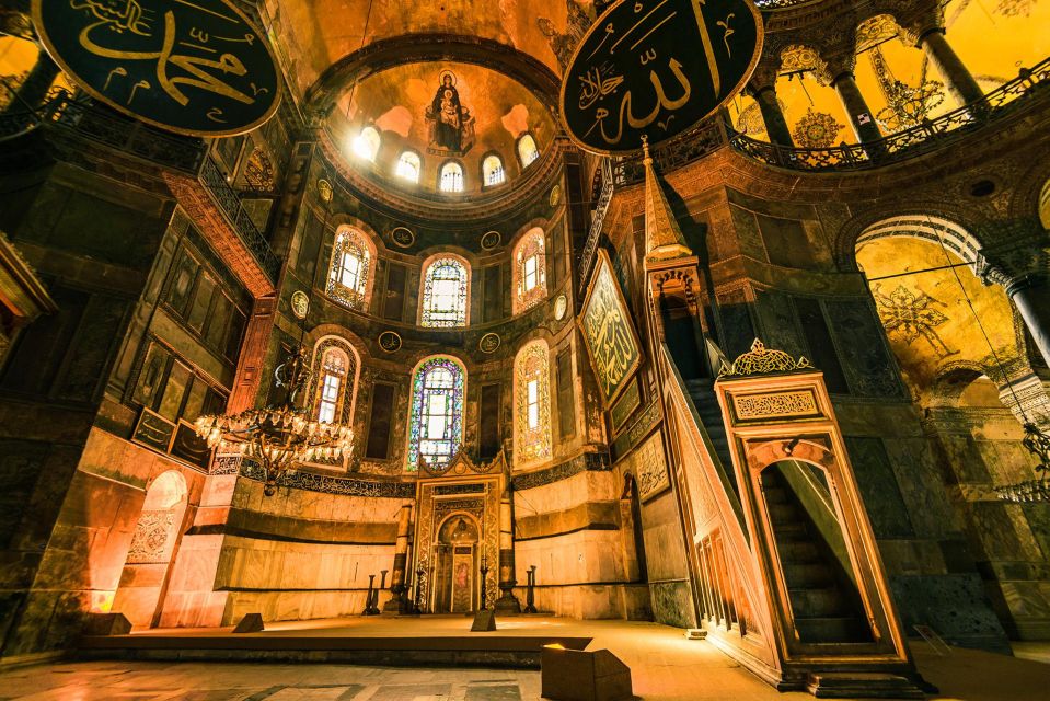 Istanbul: Best City Highlights Guided Tour With Tukish Lunch - Blue Mosque and Hagia Sophia