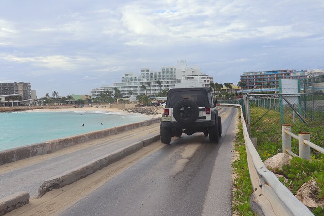 Jeep Wrangler Island Tour - Exploring Philipsburg With Guides