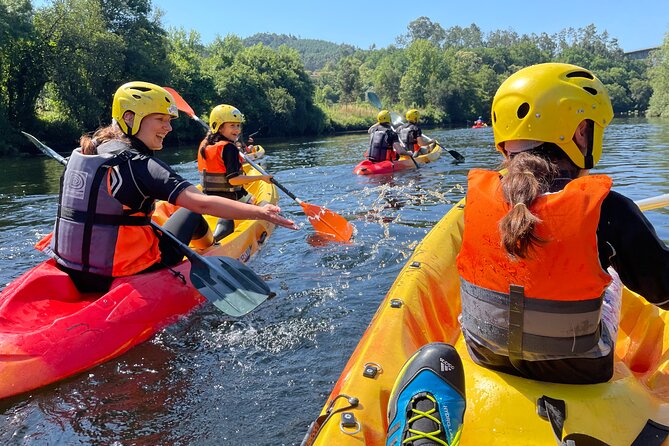 KAYAK TOUR I Descent of the River Lima in Kayak - Group Size