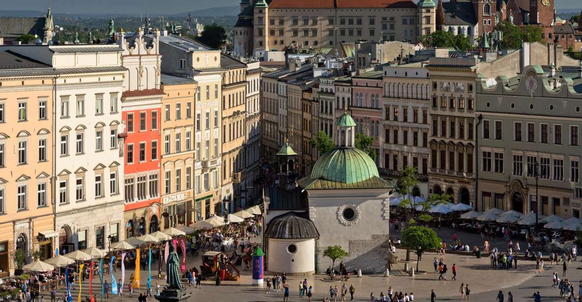 Krakow: Old Town Walking Tour With Visit to Wawel Castle - Meeting Point and Departure