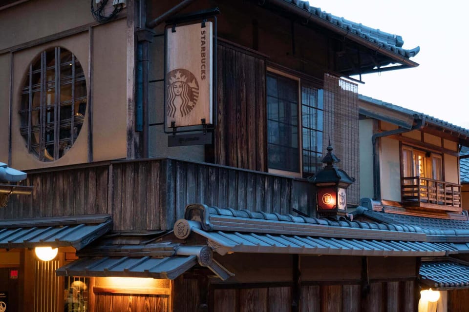 Kyoto: Higashiyama Highlights and Hidden Gems Walking Tour - Meeting Point