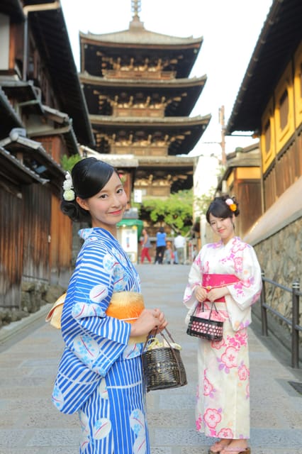 Kyoto Kiyomizu-dera Temple : Kimono Rental SHIKI SAKURA - Customer Feedback