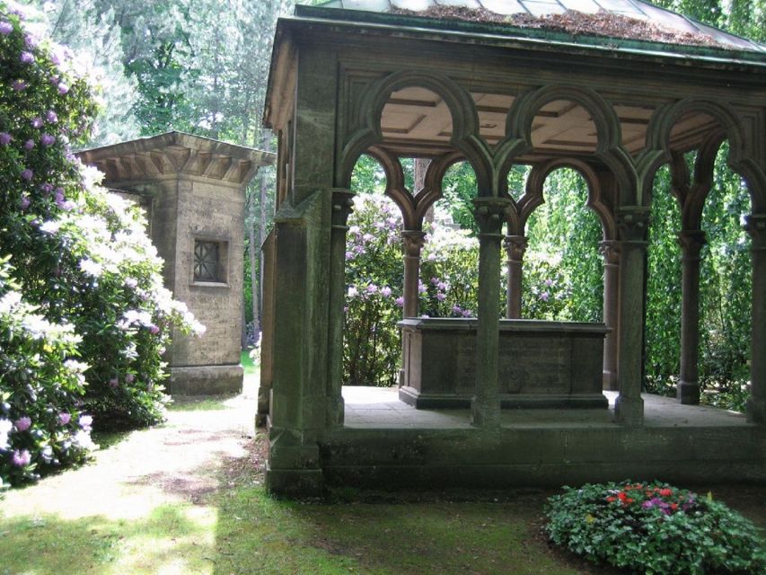 Leipzig: Guided Tour of the Southern Cemetery - Frequently Asked Questions