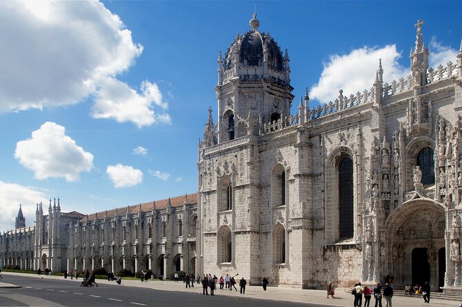 Lisbon at Your Own Pace- Private Guided Historical Tour in Lisbon - Accessibility for All Travelers