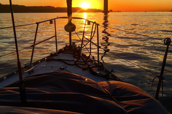 Lisbon Sunset Sensations on a Private Sailing Boat With Wine&Snacks - Admiring Lisbons Landmarks