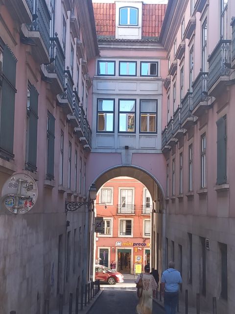 Lisbon Tuk Tuk Tour Through the 7 Hills - Experiencing the Santa Justa Elevator