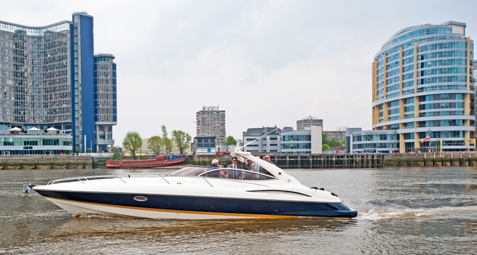 London: 2 Hour Private Luxury Yacht Hire on the River Thames - Flexible Scheduling and Customization Options