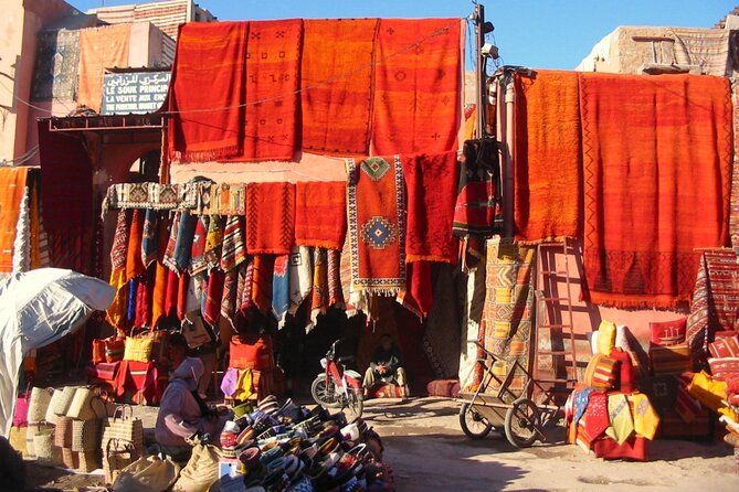 Marrakech: 3-Hour Tour of the Picturesque Souks - Sights, Sounds, and Aromas