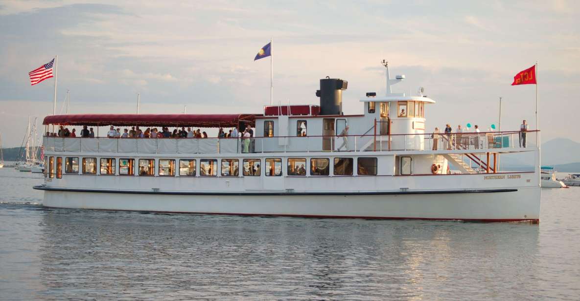 New York City: Weekend Holiday Brunch Cruise - Sights Along the Way