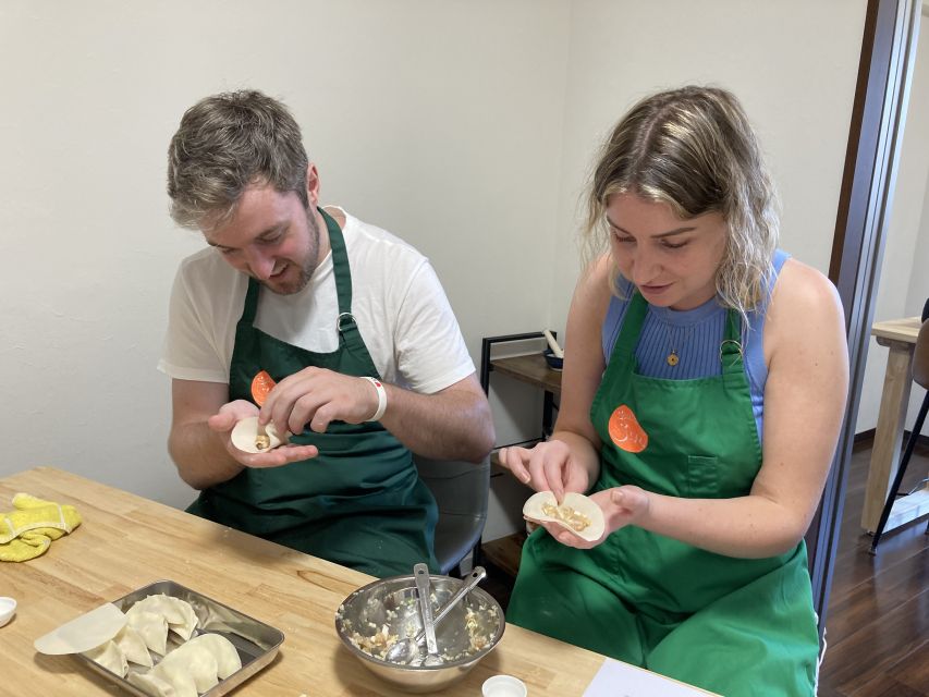 Osaka: Ramen and Gyoza Cooking Class in Dotonbori - Accessibility and Participants