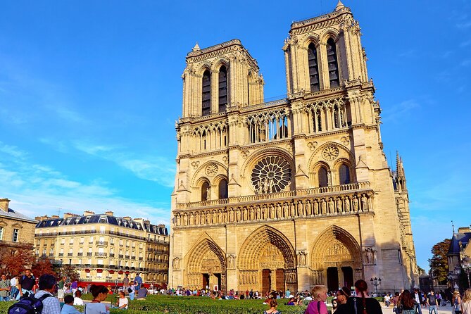 Paris Airport & Hotel Transfer Service - Comfortable Chauffeured Rides