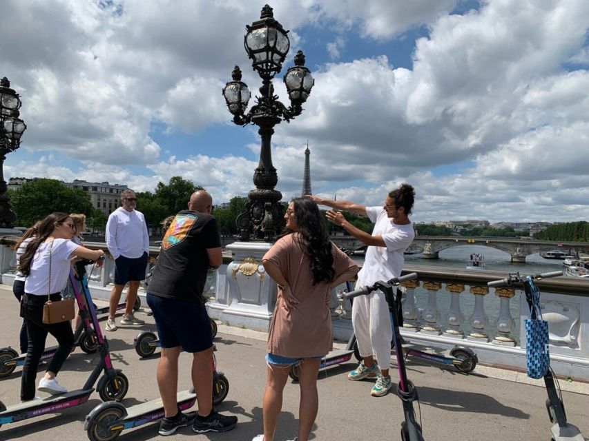 Paris: City Tour by E-Scooter With a Local Guide - Capturing Memorable Moments