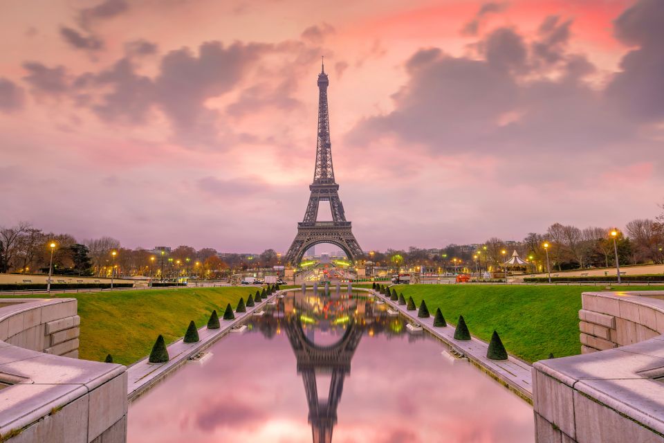 Paris: Highlights Self-Guided Scavenger Hunt and Tour - Pricing and Booking