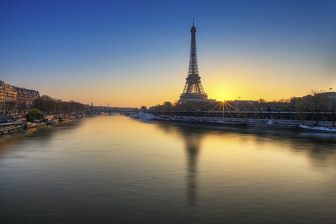 Paris Lights Evening Bus Tour With Eiffel Tower Summit Option - Eiffel Tower Summit Option