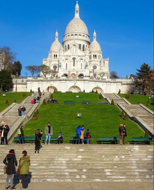 Paris: Montmartre Hill & Sacré-Cœur Guided Walking Tour - Panoramic View of Paris