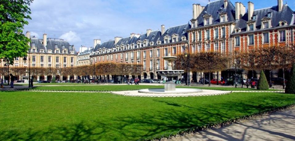 Paris: The Marais Guided Walking Tour - Booking and Payment Details