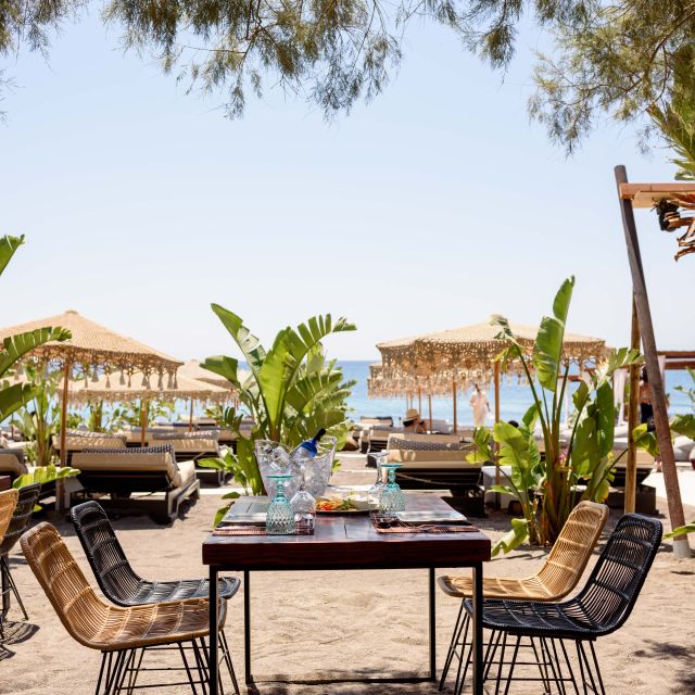 Perivolos Beach: Sun-Bed Experience FortyOne Bar Restaurant - Beverage Options