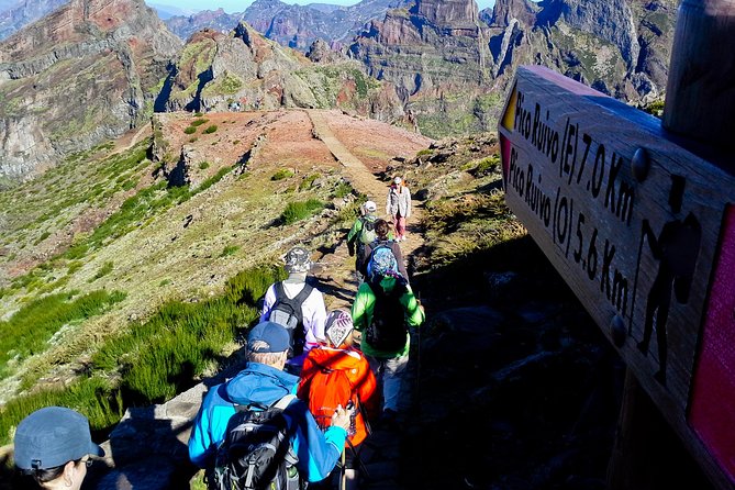 Pico Do Areeiro to Ruivo -Pr1 Hiking Tour. - Physical Fitness Requirements