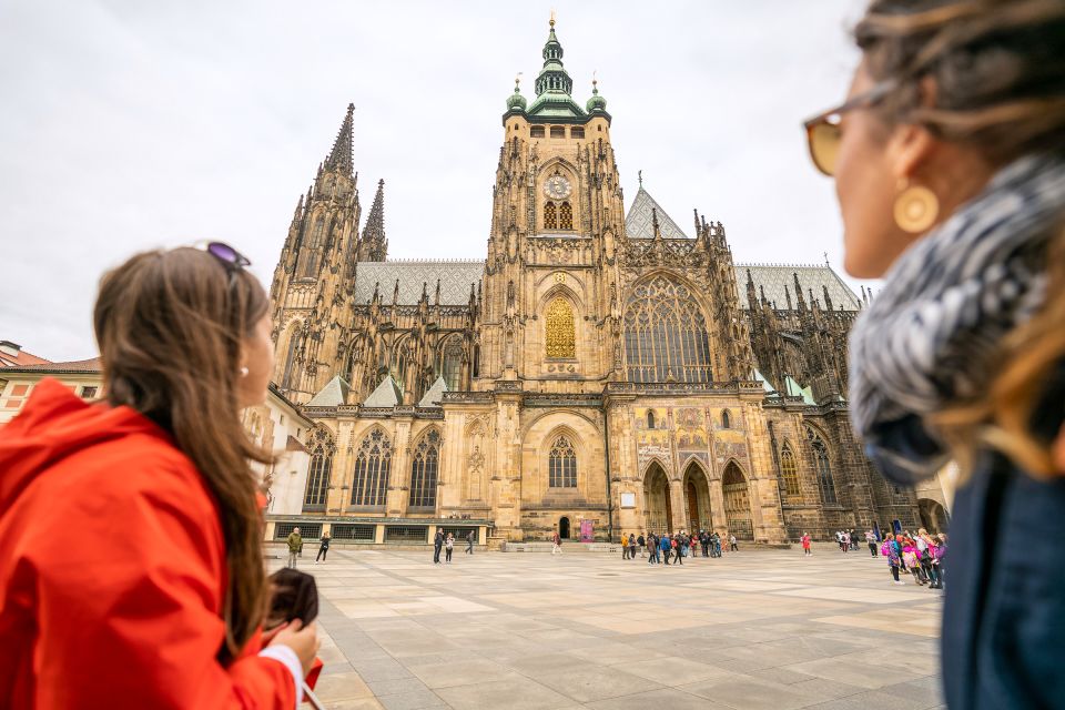 Prague: Castle Tour With Local Guide and Entry Ticket - Inclusions