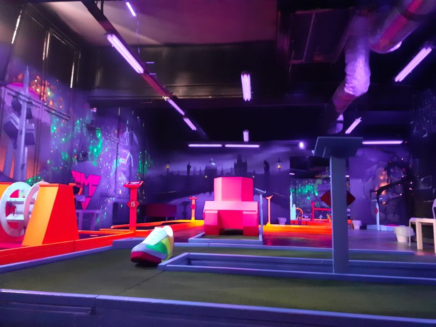 Prague: Glow Golf Mini Golf Game by UV Light - Customer Reviews and Ratings