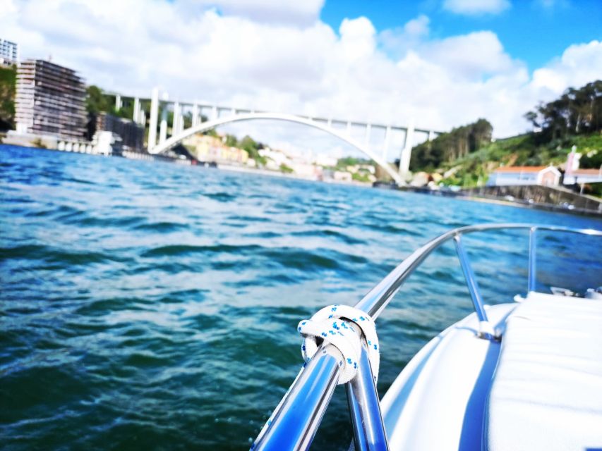 Private Boat Trip 1h30 Between Foz and Ribeira Sunset Option - Inclusion and Duration