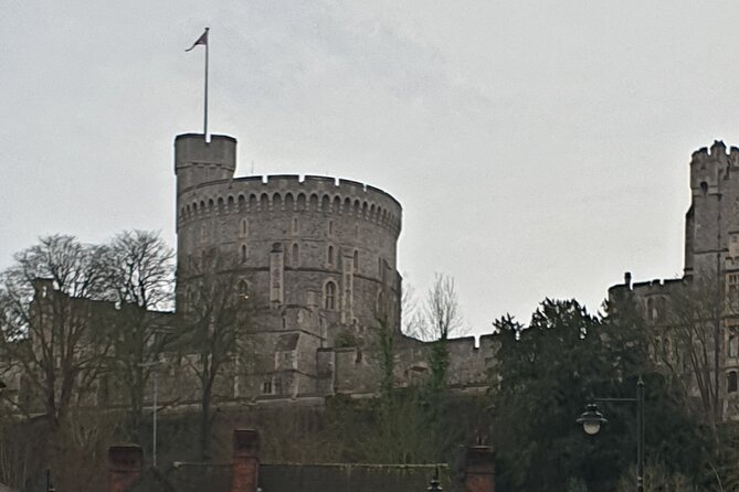 Private Driver Guided Tours Windsor Castle Stonehenge - Accessibility and Fitness Requirements