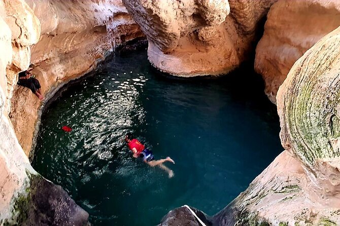 Private Full-Day Wadi Shab and Bimmah Sinkhole Tour - Physical Fitness Requirements