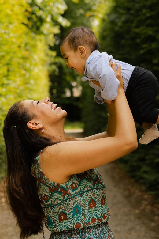 Private Photoshoot Walk at Eggenberg Palace in Graz - Photoshoot Details