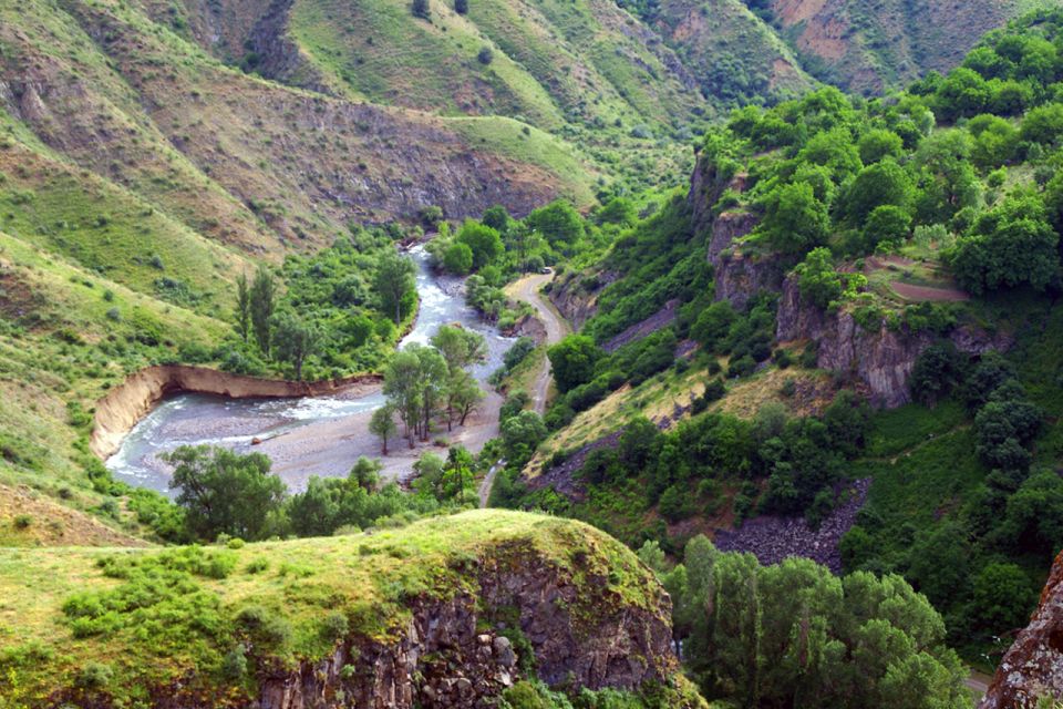 Private Tour to Garni, Geghard, Symphony of Stones - Garni Gorge