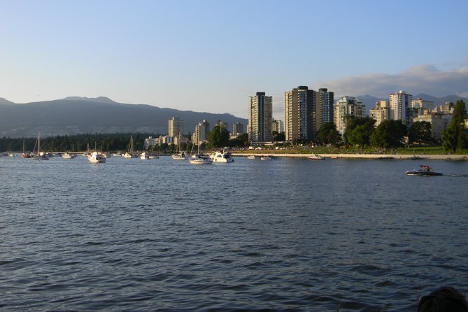 Private Transfer, Vancouver, BC to Vancouver International Airpot VIP, SUV - Gratuities Included