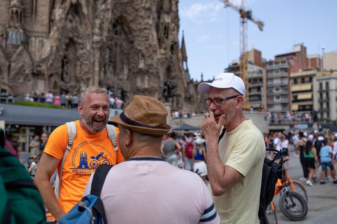 Sagrada and The BEST Bike/e-Bike Tour in Barcelona, Local Guide - Group Size